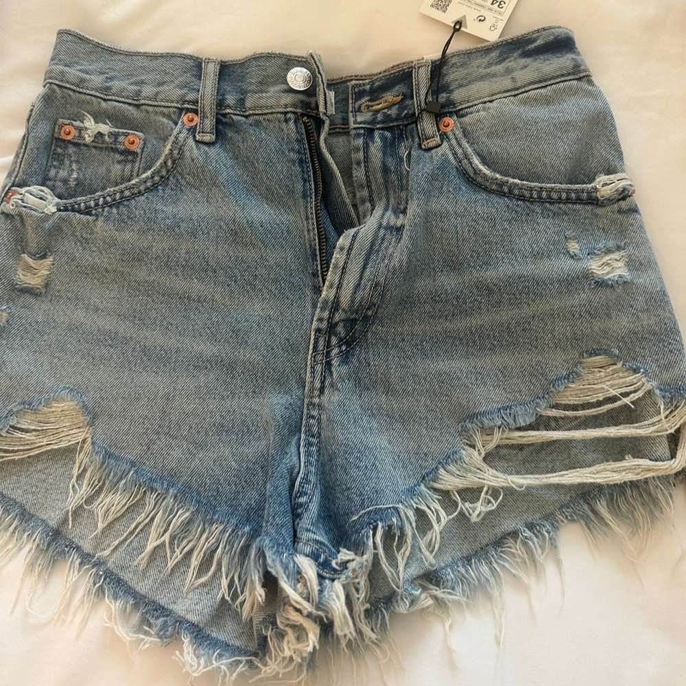 Zara high waisted curved shorts